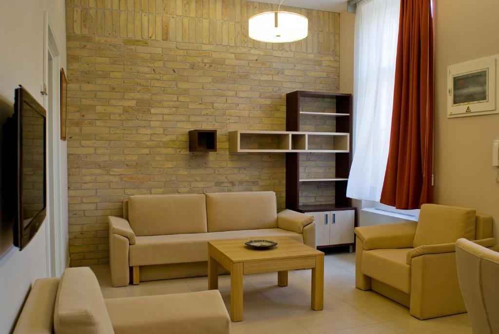 Soleil Apartman Szeged Chambre photo